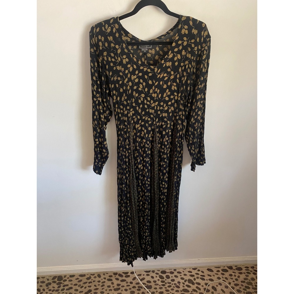 Nostalgia Black Gold Floral Crinkle Rayon Broomstick Pleated Midi Dress Small